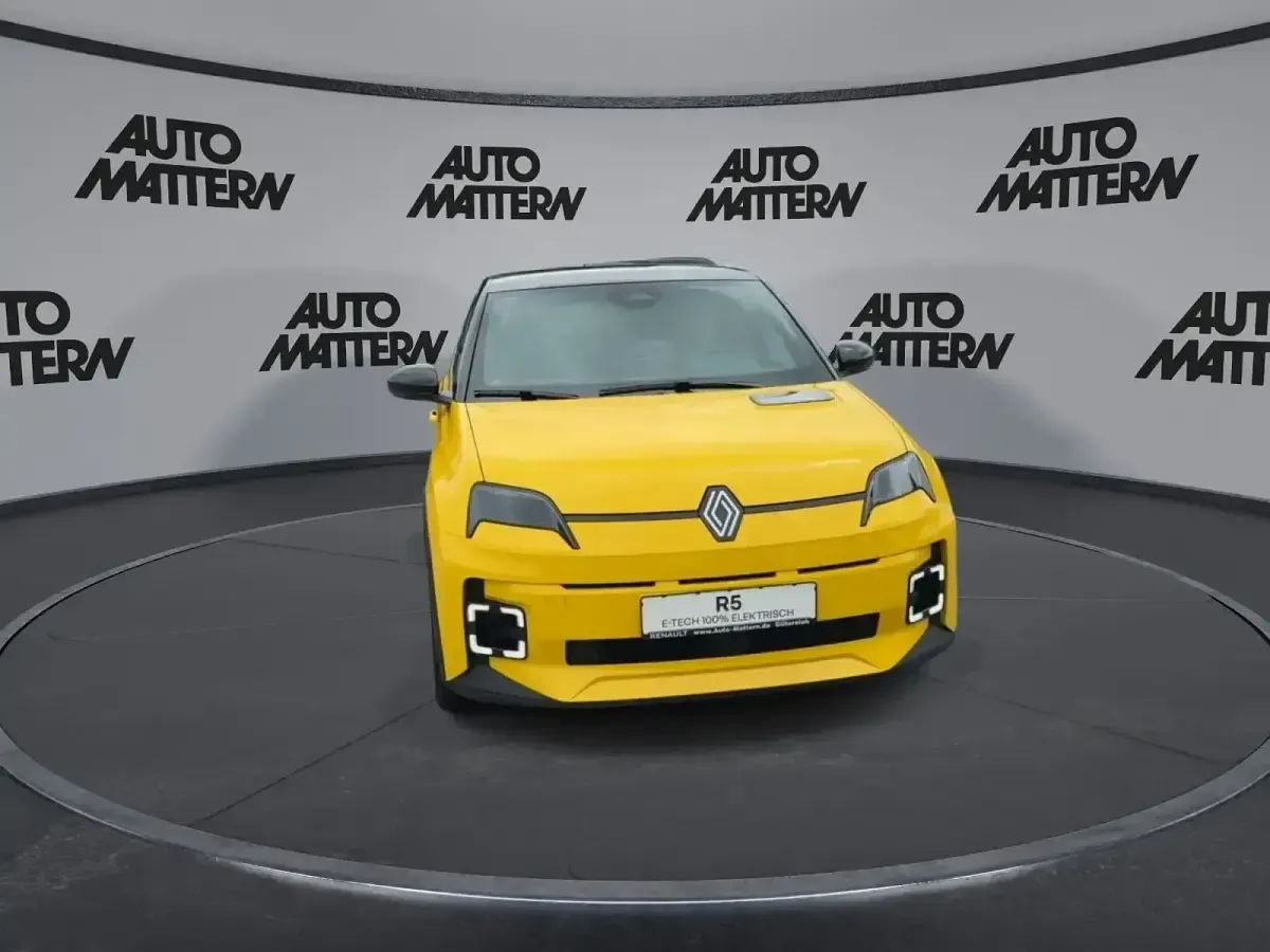 Neu Renault 5 E-Tech Urban 89 kW (122 PS) 2026 Gelb Limousine