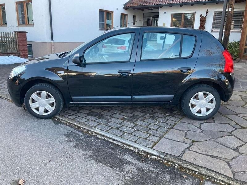 Gebraucht Dacia Sandero 75 PS (55 kW) 2012 Perlmuttschwarz Limousine