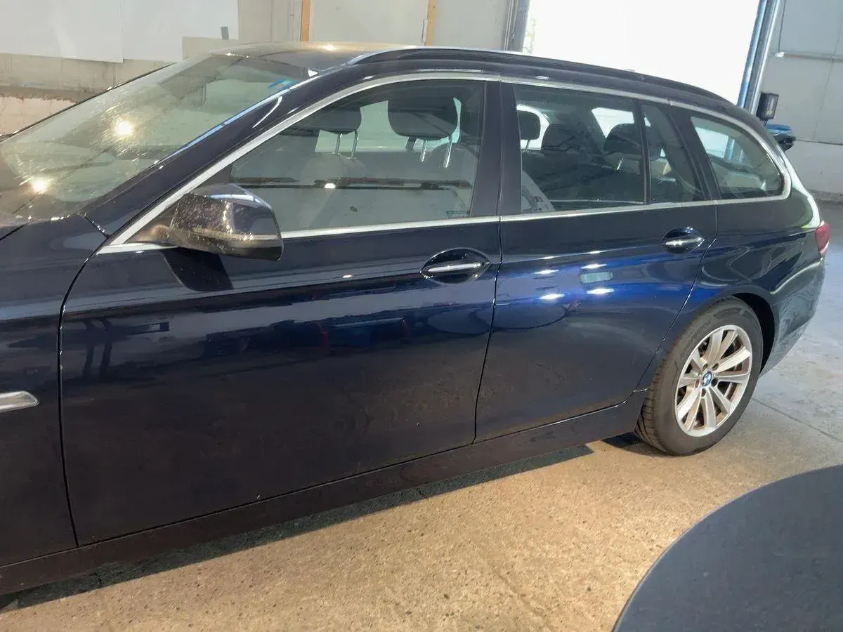 Gebraucht BMW 520 Comfort Edition 190 PS (139 kW) 2014 Blau Kombi