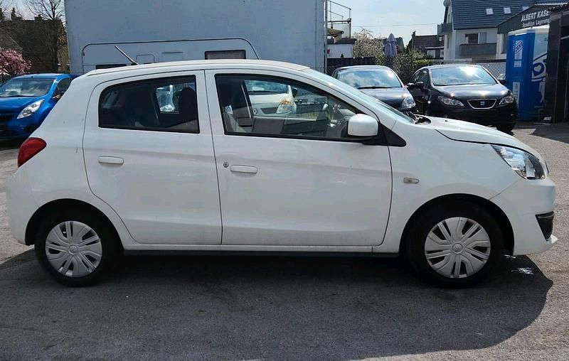 Usado Mitsubishi Space Star 71 HP (52 kW) 2017 Branco Citadino