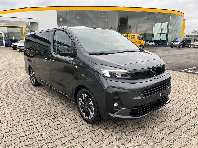 Neu Opel Zafira 177 PS (130 kW) 2025 Grau Van / Kleinbus