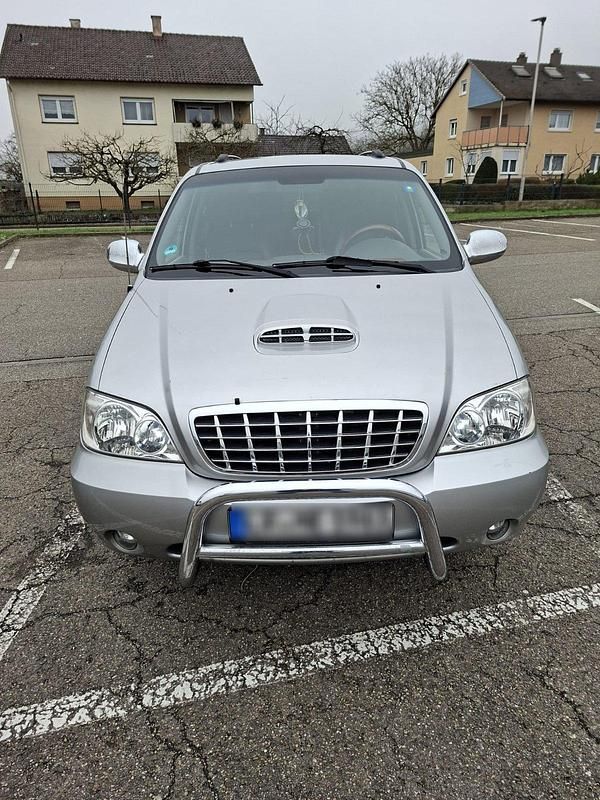 Gebraucht Kia Carnival 140 PS (102 kW) 2005 Van / Kleinbus