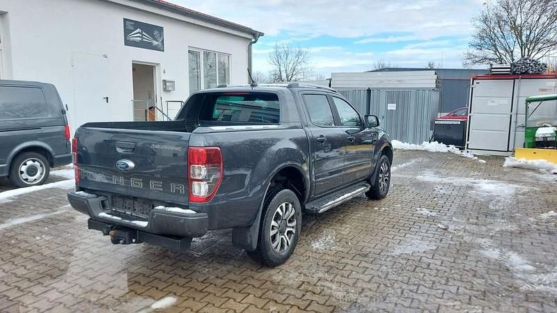 Gebraucht Ford Ranger Wildtrack 213 PS (156 kW) 2022 Grau Pickup