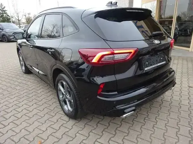 Gebraucht Ford Kuga ST-Line X 242 PS (177 kW) 2024 Schwarz SUV