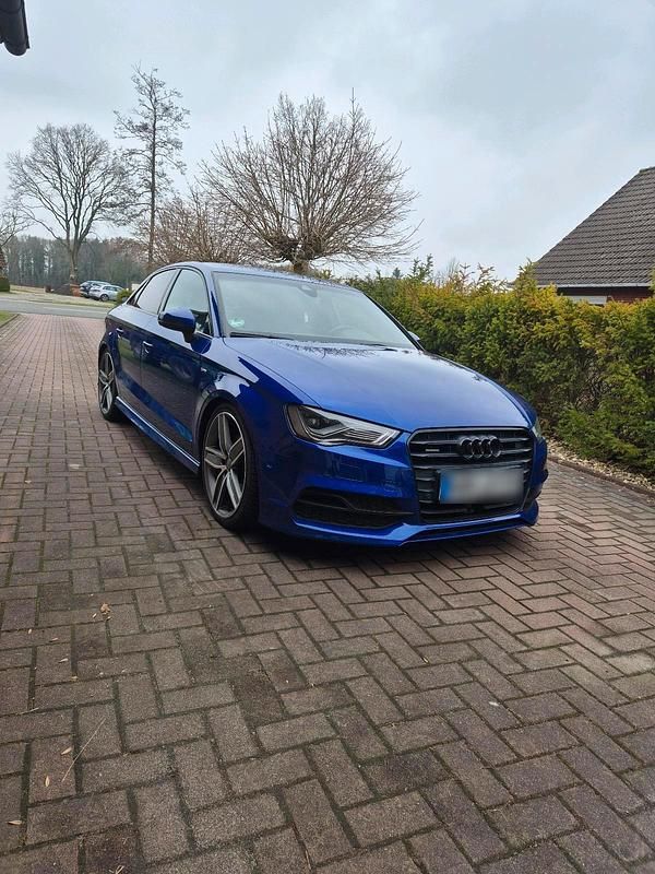 Gebraucht Audi A3 S-Line 184 PS (135 kW) 2016 Blau Limousine