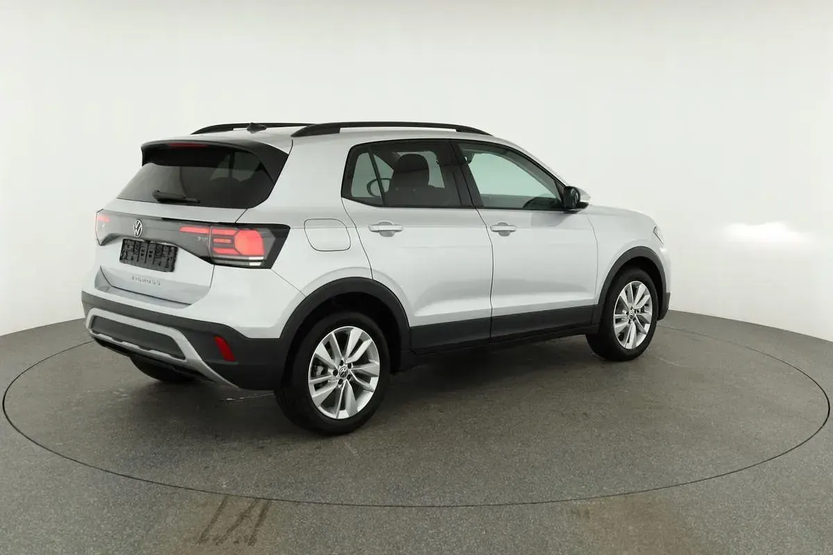 Neu VW T-Cross Life 116 PS (85 kW) 2026 Reflex silber metallic SUV
