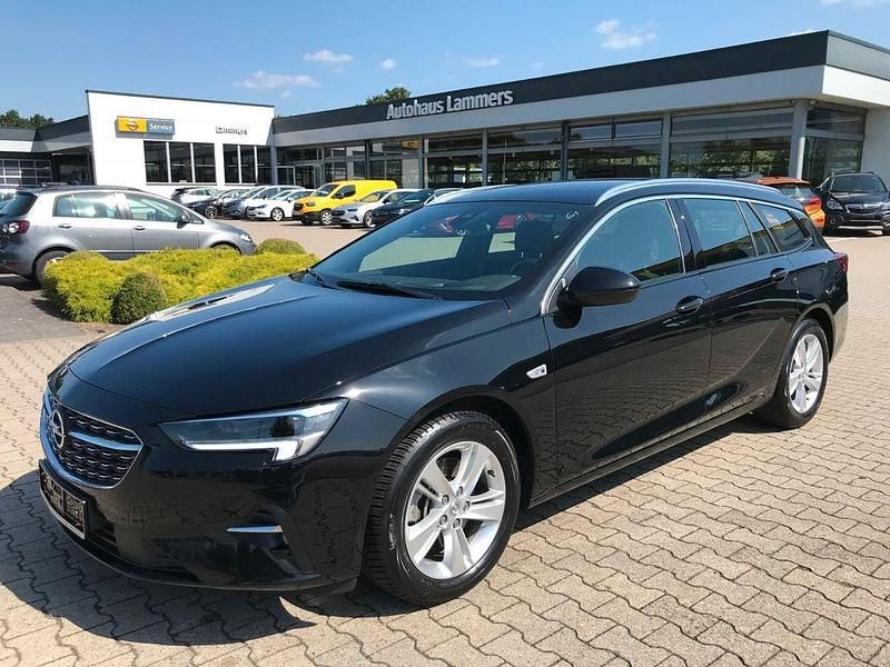 Gebraucht Opel Insignia Elegance 174 PS (127 kW) 2022 Schwarz Kombi