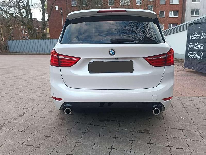 Gebraucht BMW 218 150 PS (110 kW) 2019 Weiß Kombi