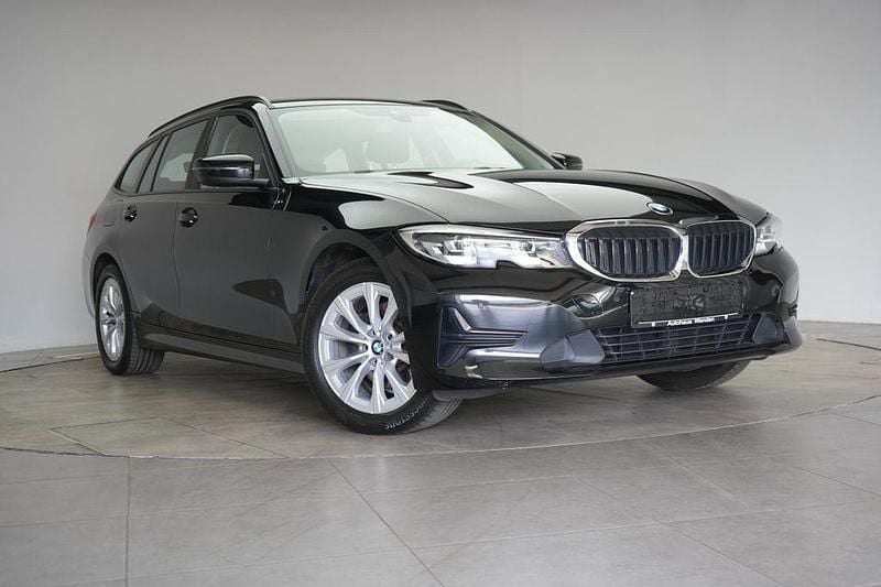 Gebraucht BMW 320 Advantage 190 PS (139 kW) 2021 Schwarz Kombi