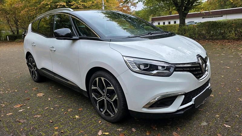 Weiß Gebraucht 2022 Renault Grand Scénic IV Van / Kleinbus | 18.950 € (Superpreis) - Bild 1/4