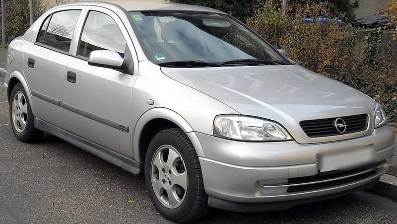 Silber Gebraucht 2000 Opel Astra Limousine | 600 € (Superpreis) - Bild 1/1