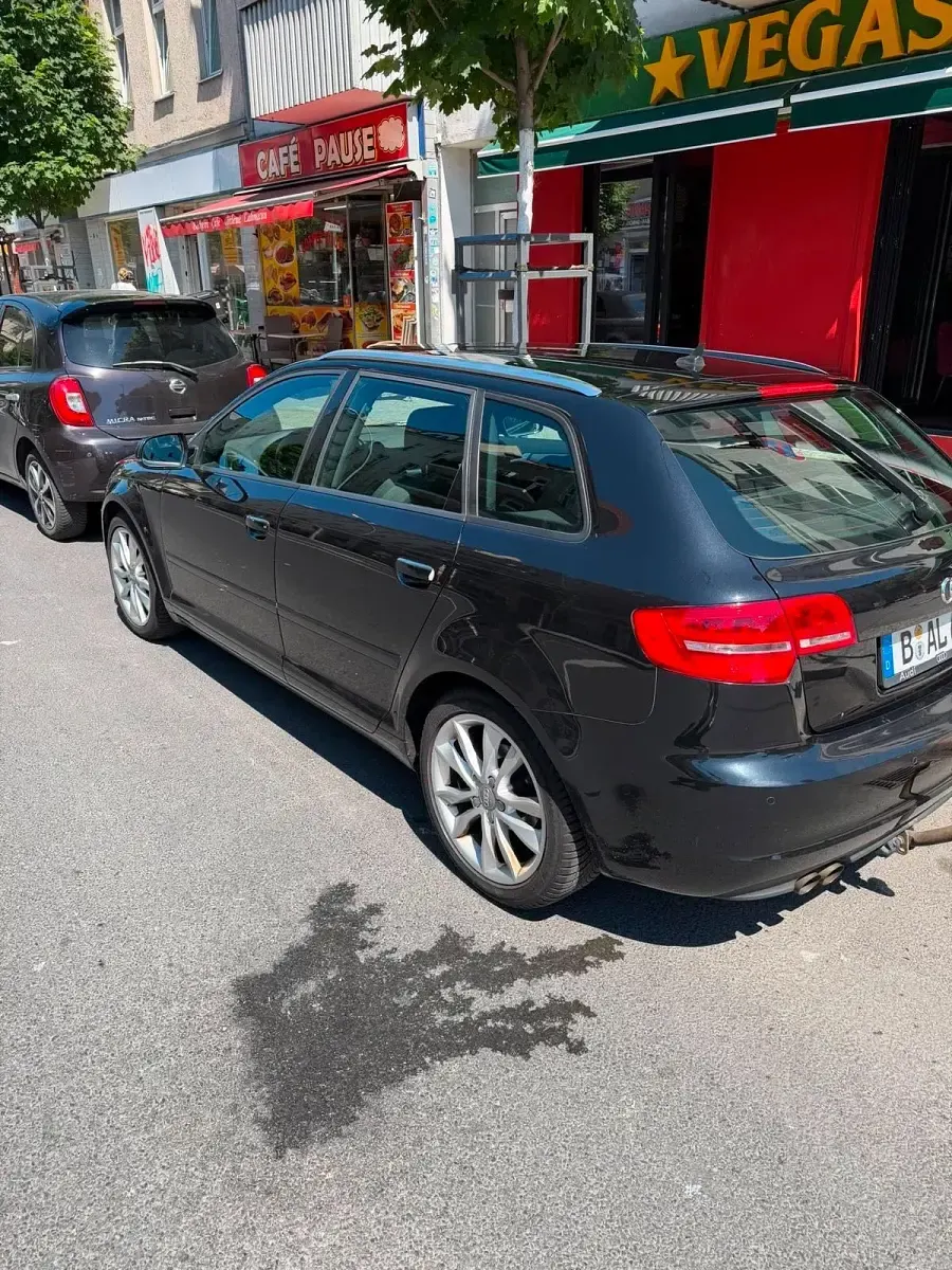 Gebraucht Audi A3 125 PS (91 kW) 2011 Schwarz Kleinwagen
