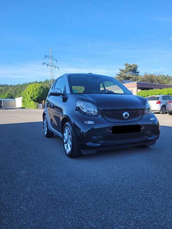 Gebraucht 2017 Smart ForTwo Cabrio Passion Cabrio | 14.400 € (Fairer Preis) - Bild 1/4
