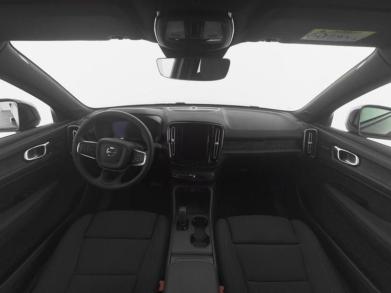 Neu Volvo EX40 Plus 2026 Onyx black SUV