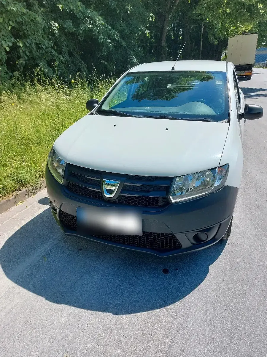 Gebraucht Dacia Sandero Essentiel 75 PS (55 kW) 2014 Weiß Kleinwagen