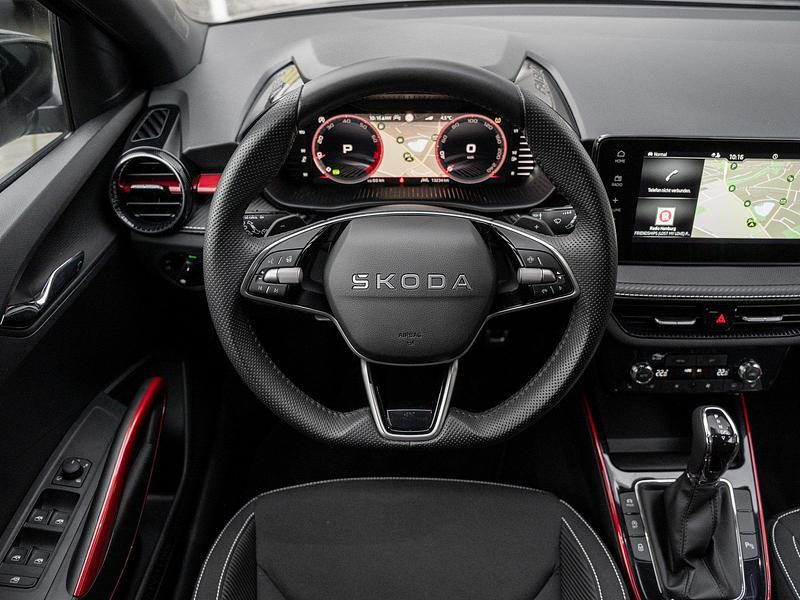 Gebraucht Skoda Fabia Monte Carlo 150 PS (110 kW) 2025 Grau Limousine