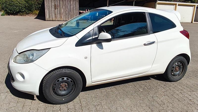 Gebraucht Ford Ka Titanium 69 PS (50 kW) 2009 Weiß Kleinwagen