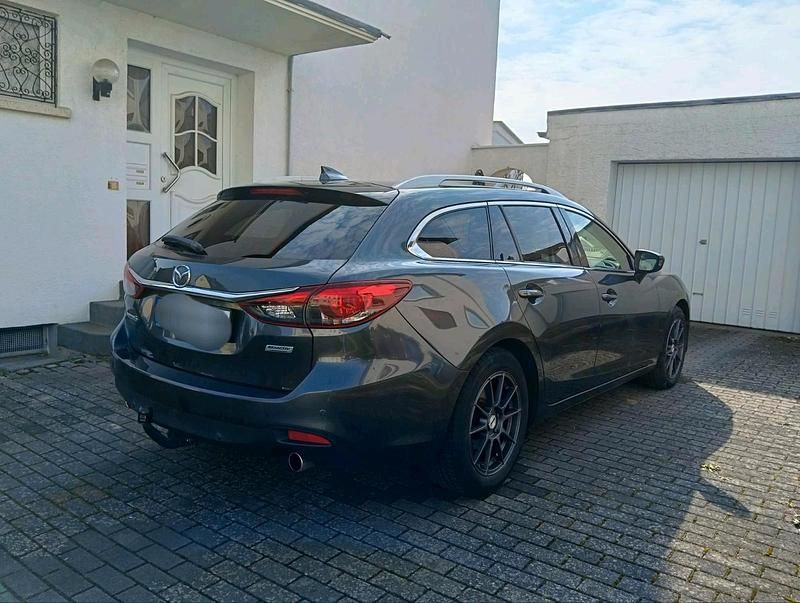 Gebraucht Mazda 6 Inclusive 175 PS (128 kW) 2016 Grau Kombi