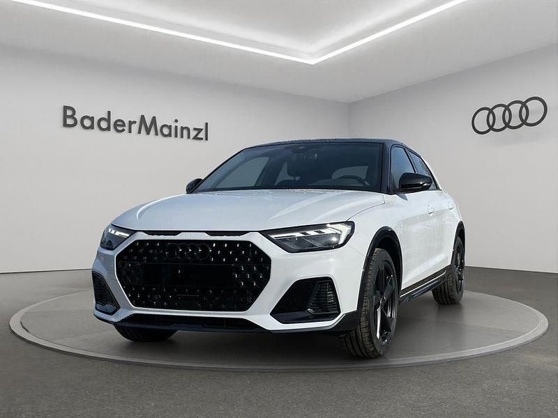 Weiß Neu 2025 Audi A1 Sport Kleinwagen | 39.935 € (Teuer) - Bild 1/4