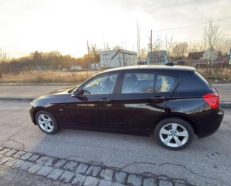 Gebraucht BMW 116 109 PS (80 kW) 2016 Schwarz Kleinwagen