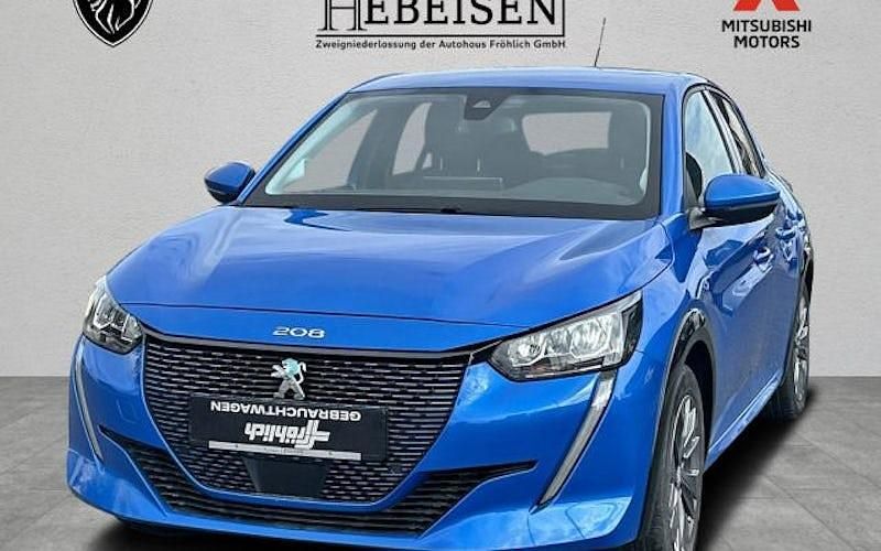Vertigo blau perlmutt Gebraucht 2021 Peugeot e-208 Allure Kleinwagen | 14.890 € (Fairer Preis) - Bild 1/4