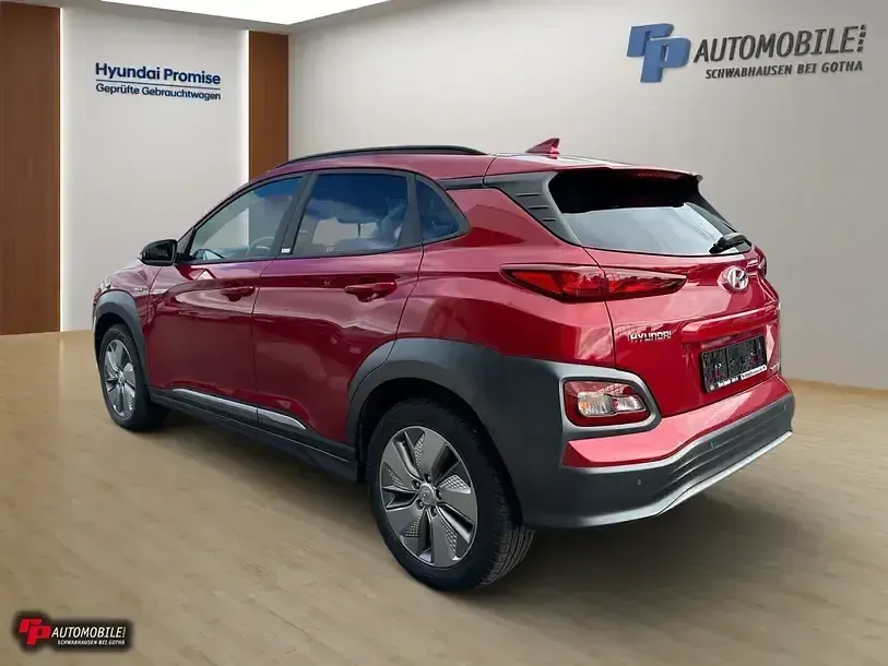 Gebraucht Hyundai Kona Advantage 100 kW (136 PS) 2021 Pulse red SUV