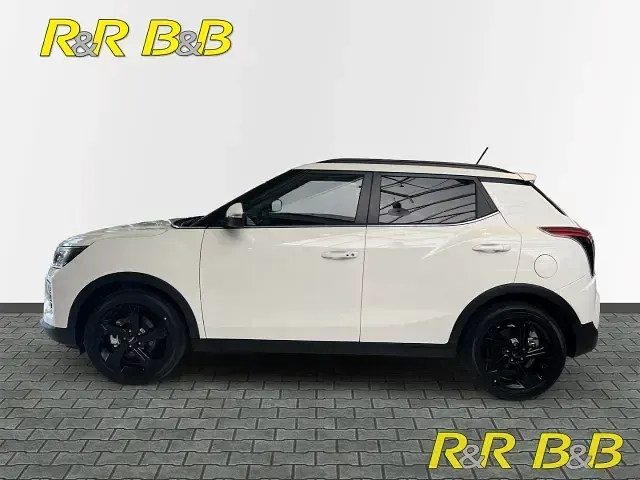Neu KGM Tivoli 163 PS (119 kW) 2026 Weiss SUV