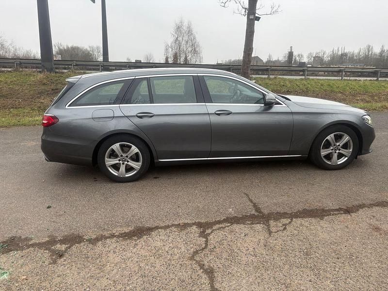 Gebraucht 2017 Mercedes E200 Kombi | 19.900 € (Guter Preis) - Bild 1/4