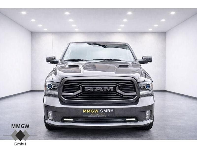 Gebraucht Dodge Ram 401 PS (294 kW) 2018 Grau Pickup