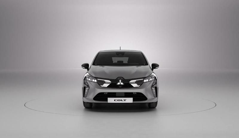 Neu Mitsubishi Colt Plus 91 PS (66 kW) 2026 Grau
