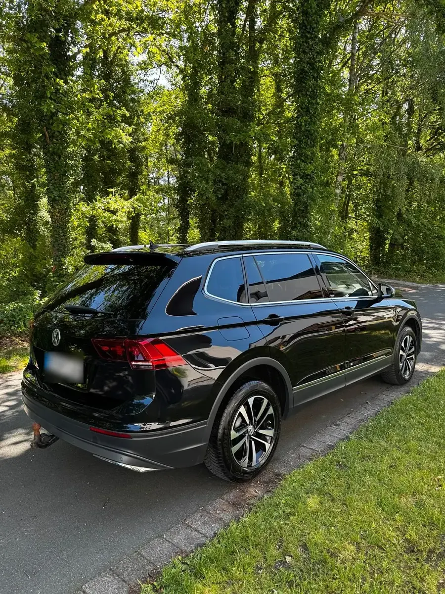 Gebraucht VW Tiguan Allspace United 190 PS (139 kW) 2021 Schwarz SUV