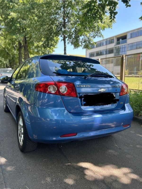 Blau Gebraucht 2009 Chevrolet Lacetti Kombi | 2.500 € (Guter Preis) - Bild 1/4