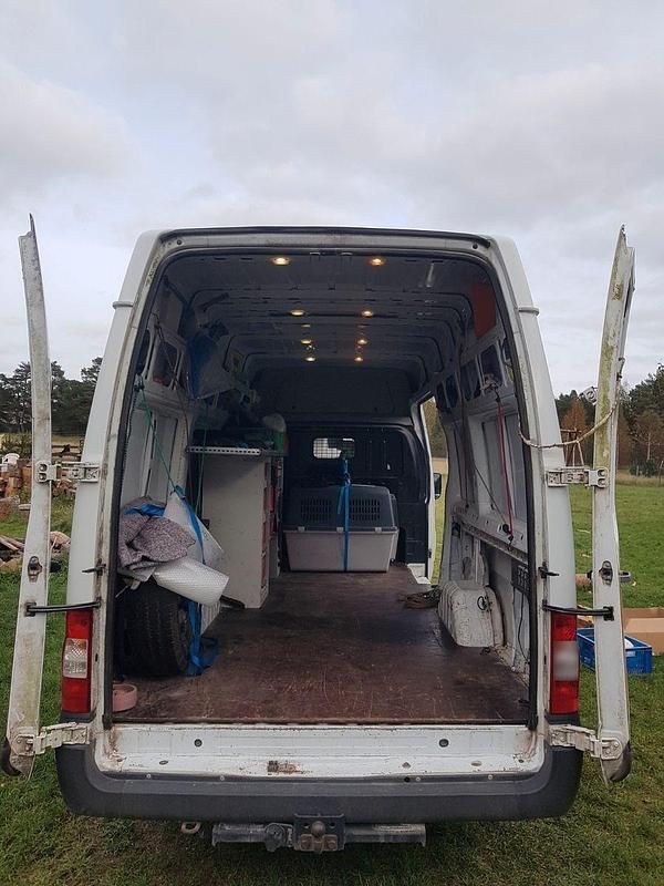 Second-hand Ford Transit 125 CP (91 kW) 2012 Alb Monovolum
