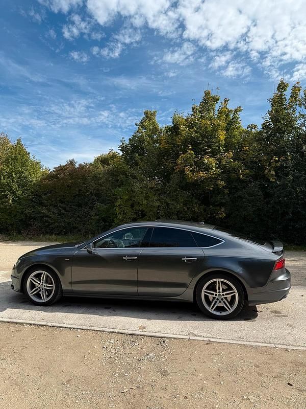 Gebraucht Audi A7 S-Line 272 PS (200 kW) 2015 Grau Kleinwagen