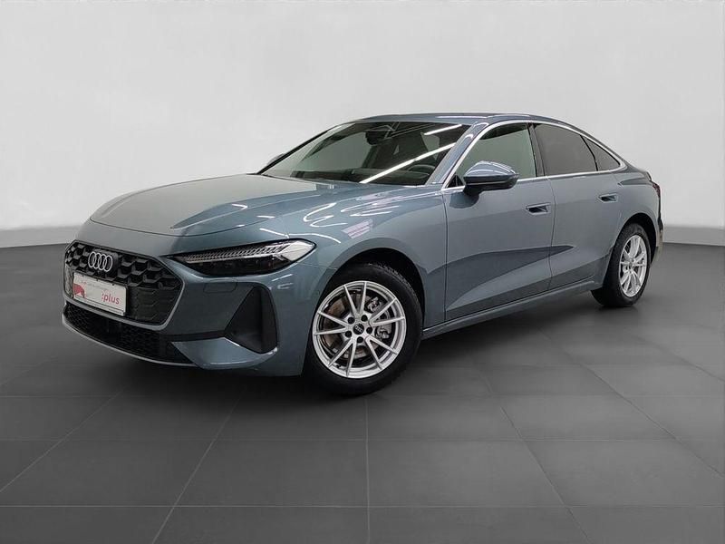 Gebraucht Audi A5 S-Line 204 PS (150 kW) 2025 Blau Limousine