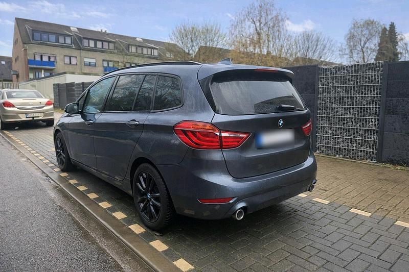 Gebraucht BMW 218 150 PS (110 kW) 2019 Grau Kombi
