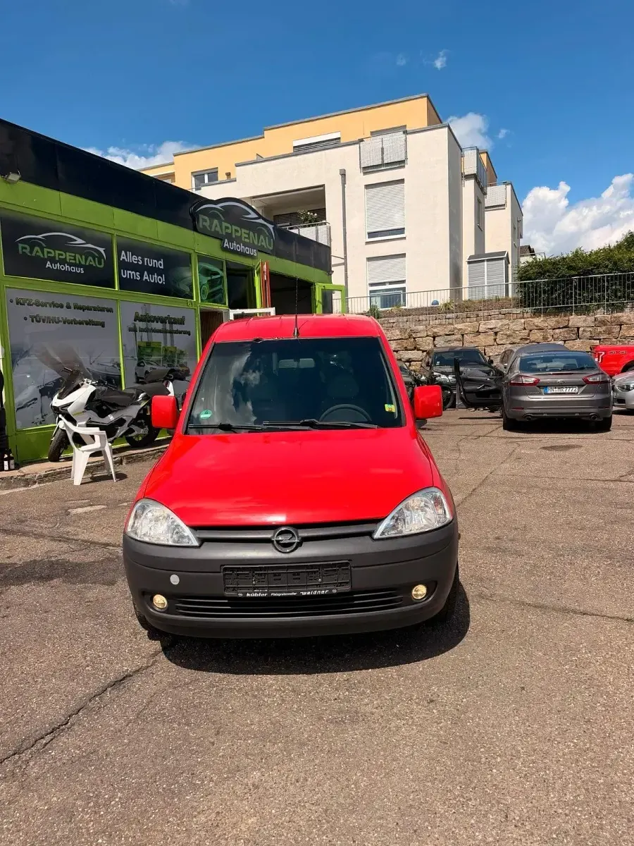 Gebraucht Opel Combo 94 PS (69 kW) 2008 Rot Van / Kleinbus