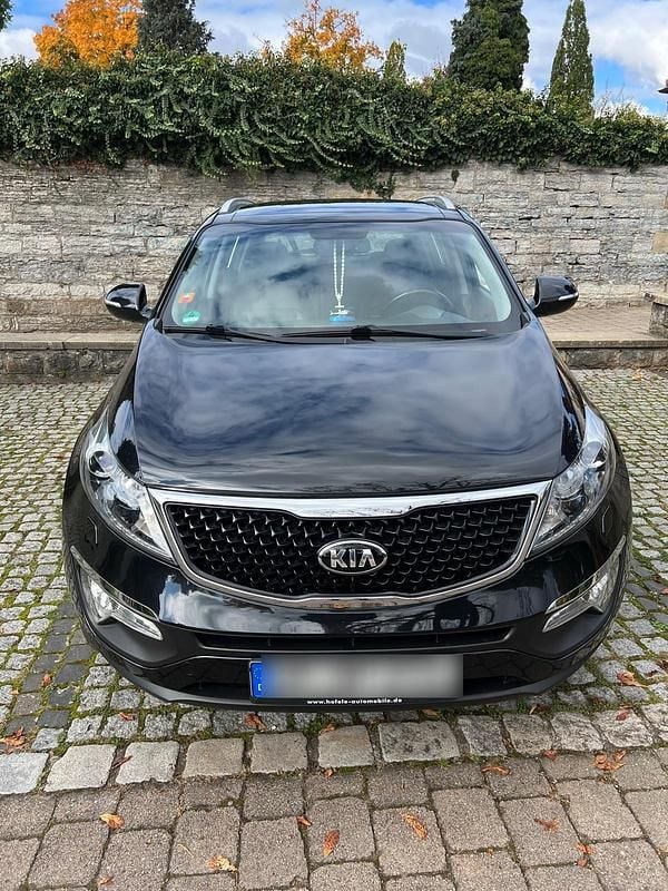 Schwarz Gebraucht 2015 Kia Sportage SUV | 11.700 € (Guter Preis) - Bild 1/4