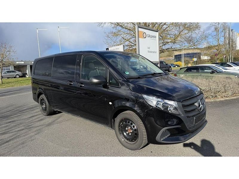 Gebraucht Mercedes Vito 163 PS (119 kW) 2025 Schwarz Van