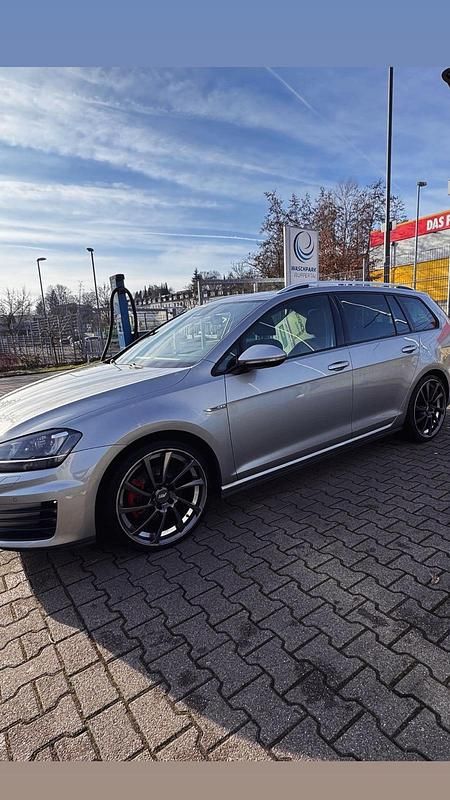 Gebraucht VW Golf VII GTD 184 PS (135 kW) 2015 Silber Kombi