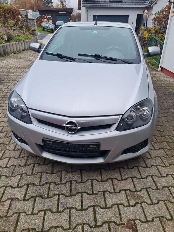 Silber Gebraucht 2005 Opel Tigra Cosmo Cabrio | 1.299 € (Fairer Preis) - Bild 1/4
