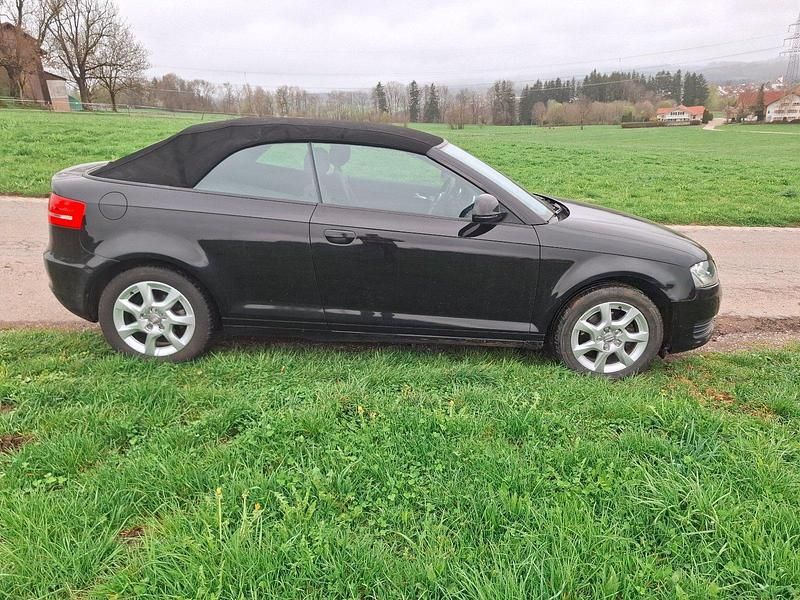 Gebraucht Audi A3 Cabriolet Attraction 102 PS (75 kW) 2009 Schwarz Cabrio