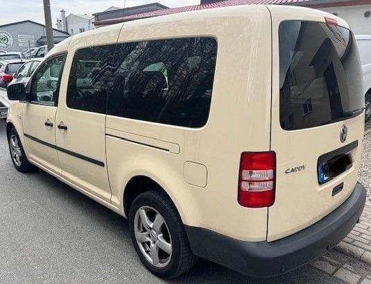 Second-hand VW Caddy Maxi 109 CP (80 kW) 2011 Bej Monovolum
