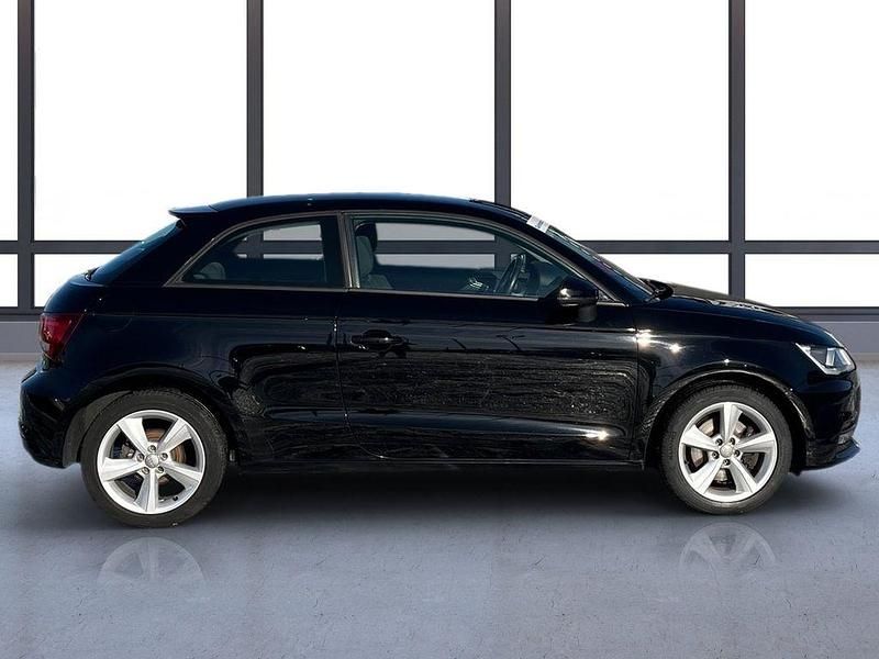 Gebraucht Audi A1 Design 116 PS (85 kW) 2015 Schwarz Kleinwagen