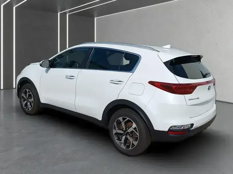 Gebraucht Kia Sportage Spirit 132 PS (97 kW) 2018 Weiß SUV