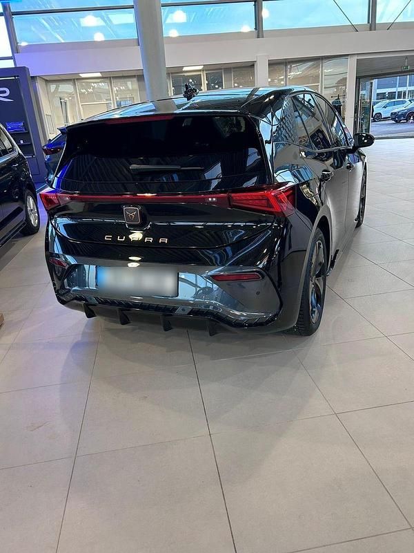 Gebraucht Cupra Born 169 kW (231 PS) 2024 Schwarz Kleinwagen