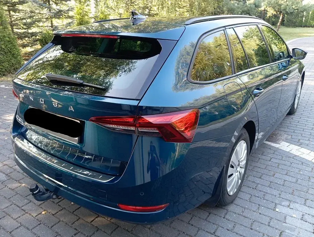 Gebraucht Skoda Octavia Ambition 150 PS (110 kW) 2021 Blau Kombi