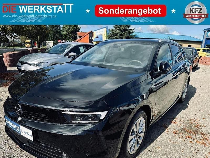Lackierung schwarz perla nera/ Gebraucht 2023 Opel Astra Elegance Kombi | 18.990 € (Fairer Preis) - Bild 1/4
