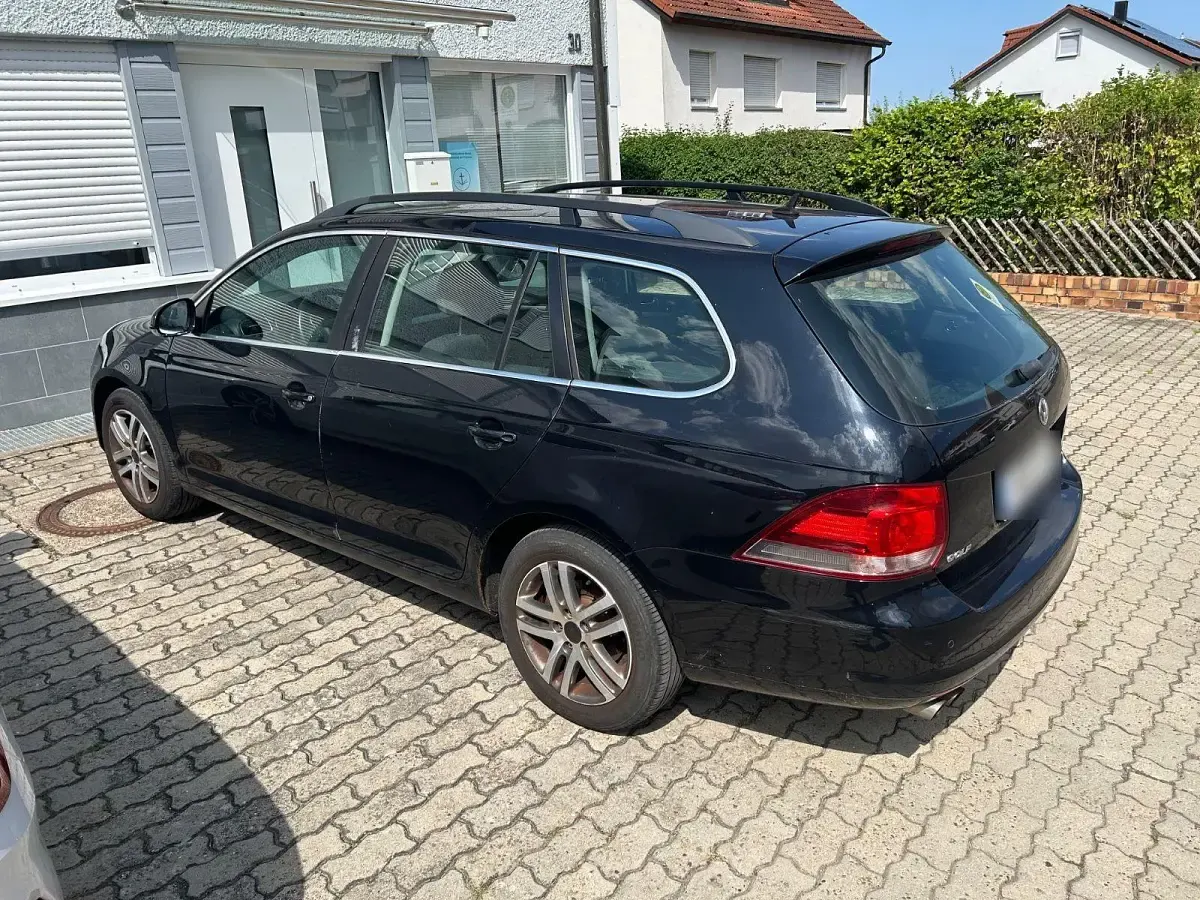 Gebraucht VW Golf VI 122 PS (89 kW) 2011 Schwarz Kombi