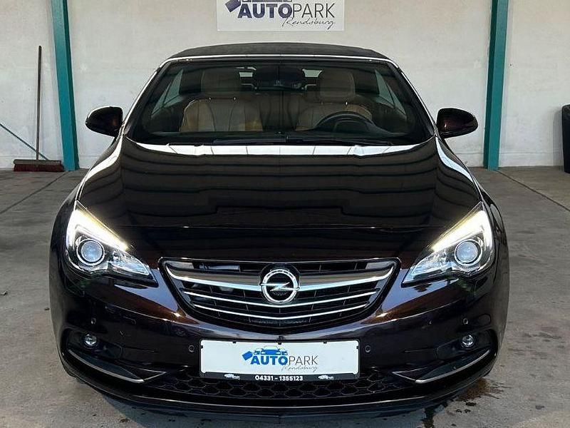 Gebraucht Opel Cascada Innovation 165 PS (121 kW) 2014 Braun Cabrio